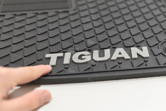 VW Tiguan з 2007 по 2016 Оригінальні килимки HAVOC гумові в салон with LOGO