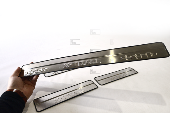 Накладки на пороги Nissan X-trail T32 2014-2022 Havoc (нержавеющая сталь)