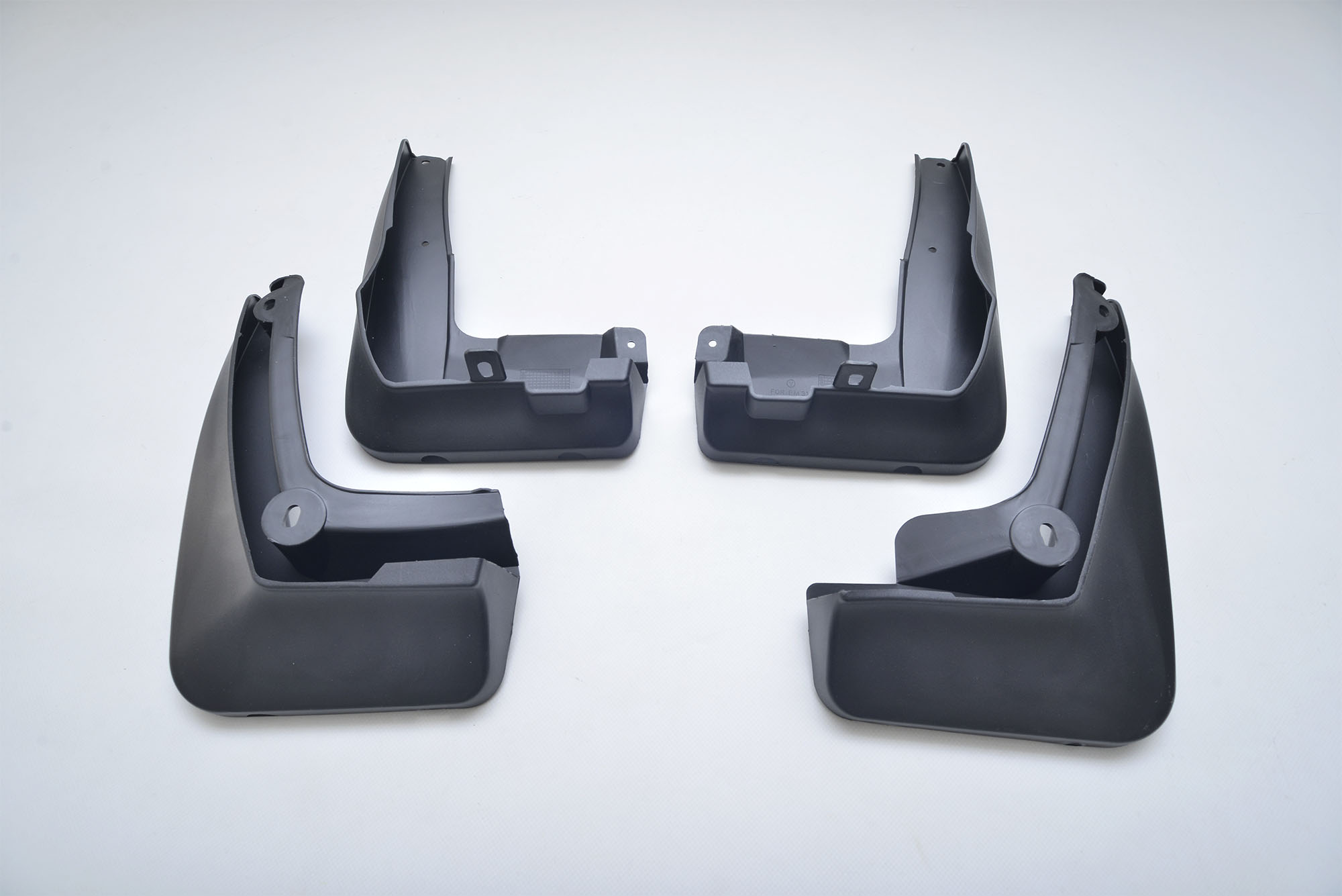 Передня та задня пара бризковиків HAVOC для BMW 3 Series E90, E91, E92, E93 2005-2011