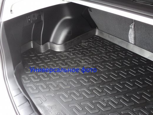 Коврик багажника на Шкоду Октавию A7 седан (с боксом усилителя) с 2013-> резино-пластиковый 116020800
