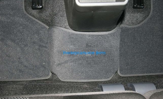 Коврики в салон ворсовые для Chevrolet Cruze 2009->, сед., хб., 5 шт (серые) NLT.08.13.22.111kh