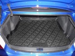 Коврик багажника на Лифан Бриз 520 седан с 2006-> резино-пластиковый 131010200