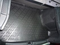 Коврик багажника на Лада Приора хетчбек резино-пластиковый 180070200