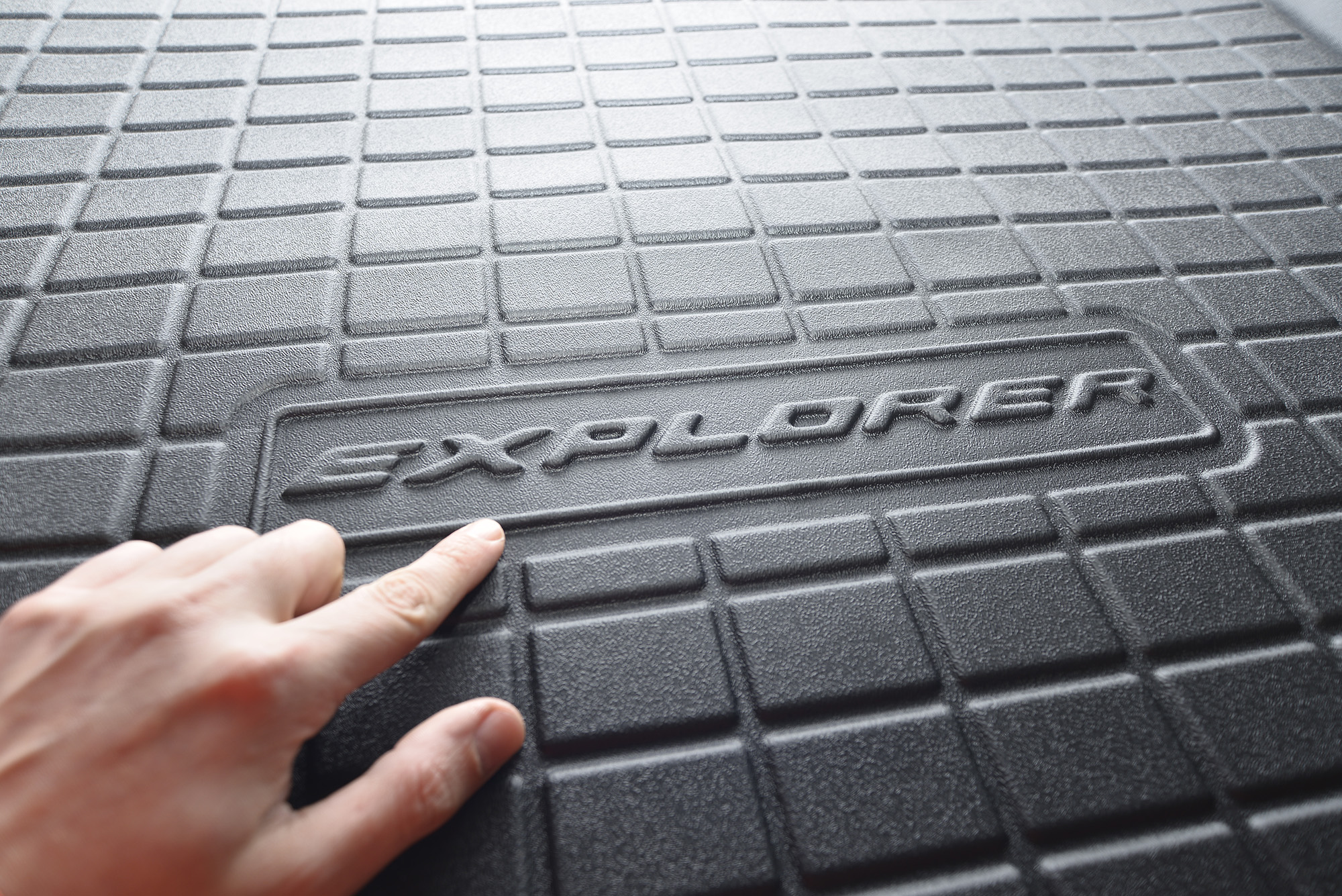 килимок модельний в багажнік форд експлорер 2014