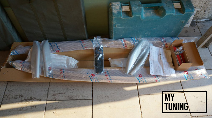 Комплект рейлингов в заводской упаковке с пупырчатой пленкой